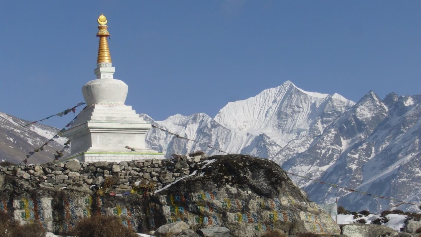 Kyangin Gompa Stupa, Lantang Valley