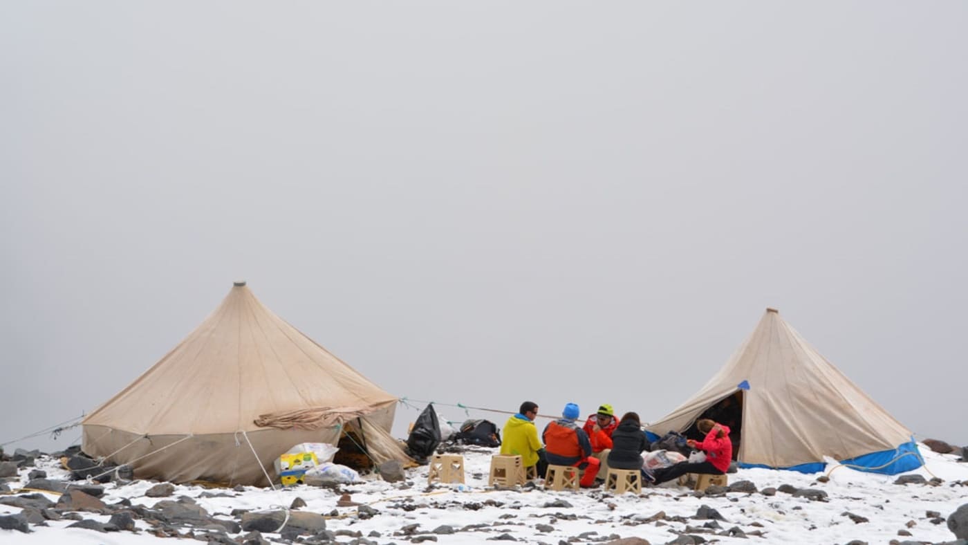 Camp 2 on Ararat, surrounded by snow and silence with B4Experience.