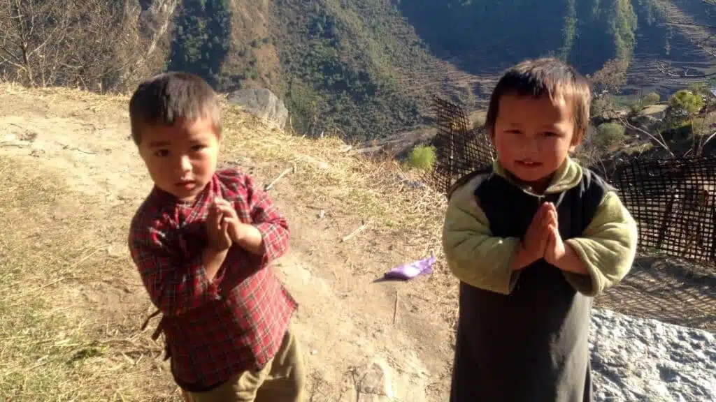 trekkings all levels children Nepal trip B4Experience