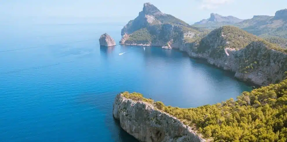 A stunning coastal view of Mallorca's deep water with B4Experience